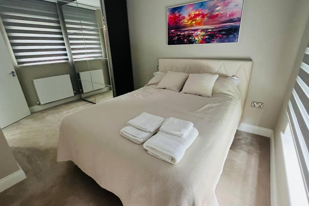 A House Designed For You… Edmonton Εξωτερικό φωτογραφία